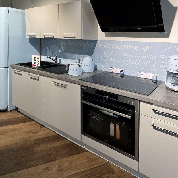 Réalisation d'une crédence de cuisine en un panneau