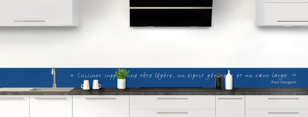 Crédence de cuisine TEXTE5B couleur Classic blue frise